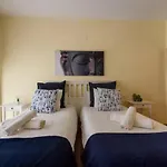 Apartment Ramblas Unique & Spacious Flat 4br Terrace 20m Ramblas Barcelona