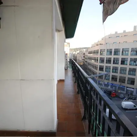 Ramblas Unique & Spacious Flat 4br Terrace 20m Ramblas Daire *