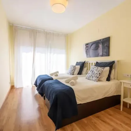 Ramblas Unique & Spacious Flat 4br Terrace 20m Ramblas Daire *