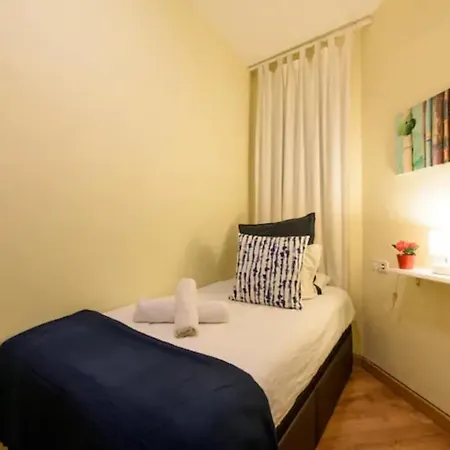 Ramblas Unique & Spacious Flat 4br Terrace 20m Ramblas Daire