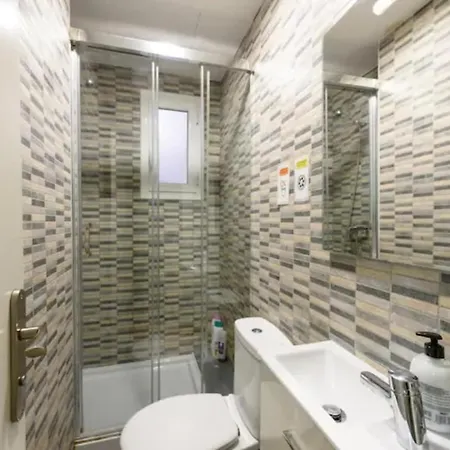 Ramblas Unique & Spacious Flat 4br Terrace 20m Ramblas Daire Barselona