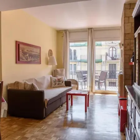 Ramblas Unique & Spacious Flat 4br Terrace 20m Ramblas Daire *
